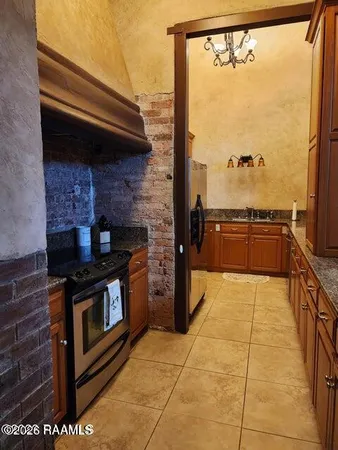 $1,800 | 307 North Main Street, Unit 4, Jennings, LA 70546