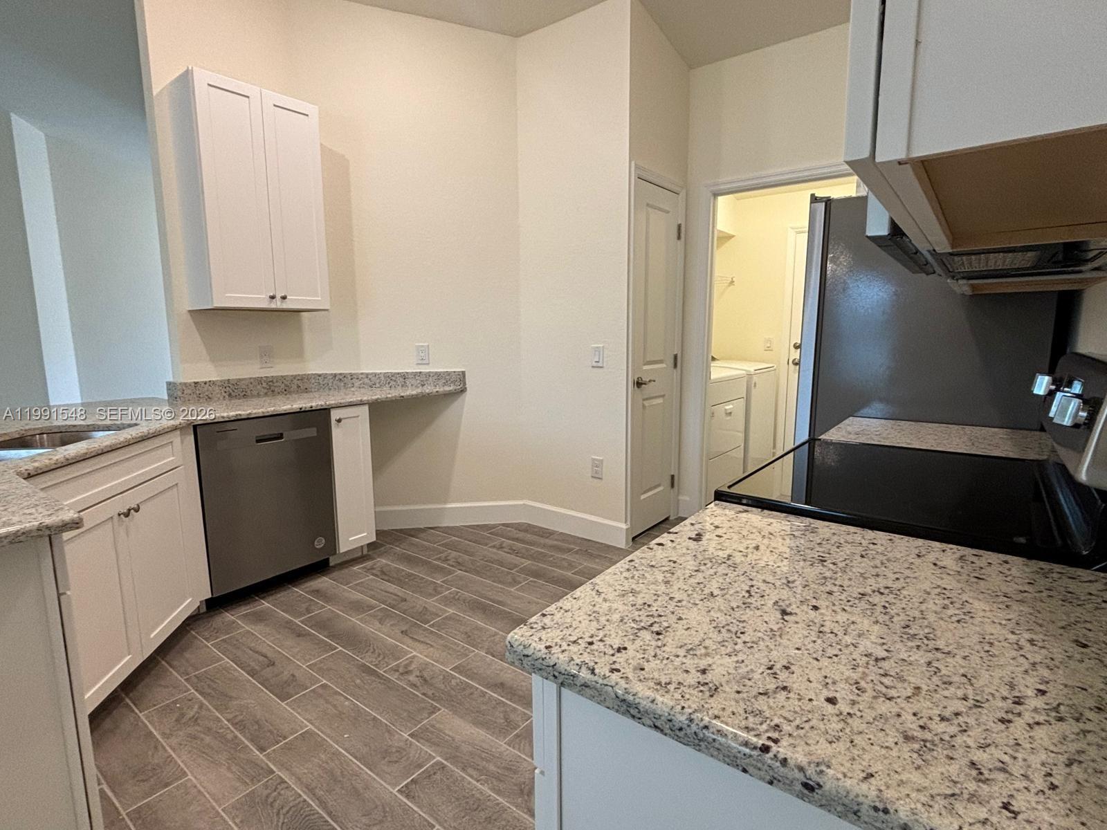 2711 20th Street Southwest Lehigh Acres, FL 33976 - Photo 4 of 11