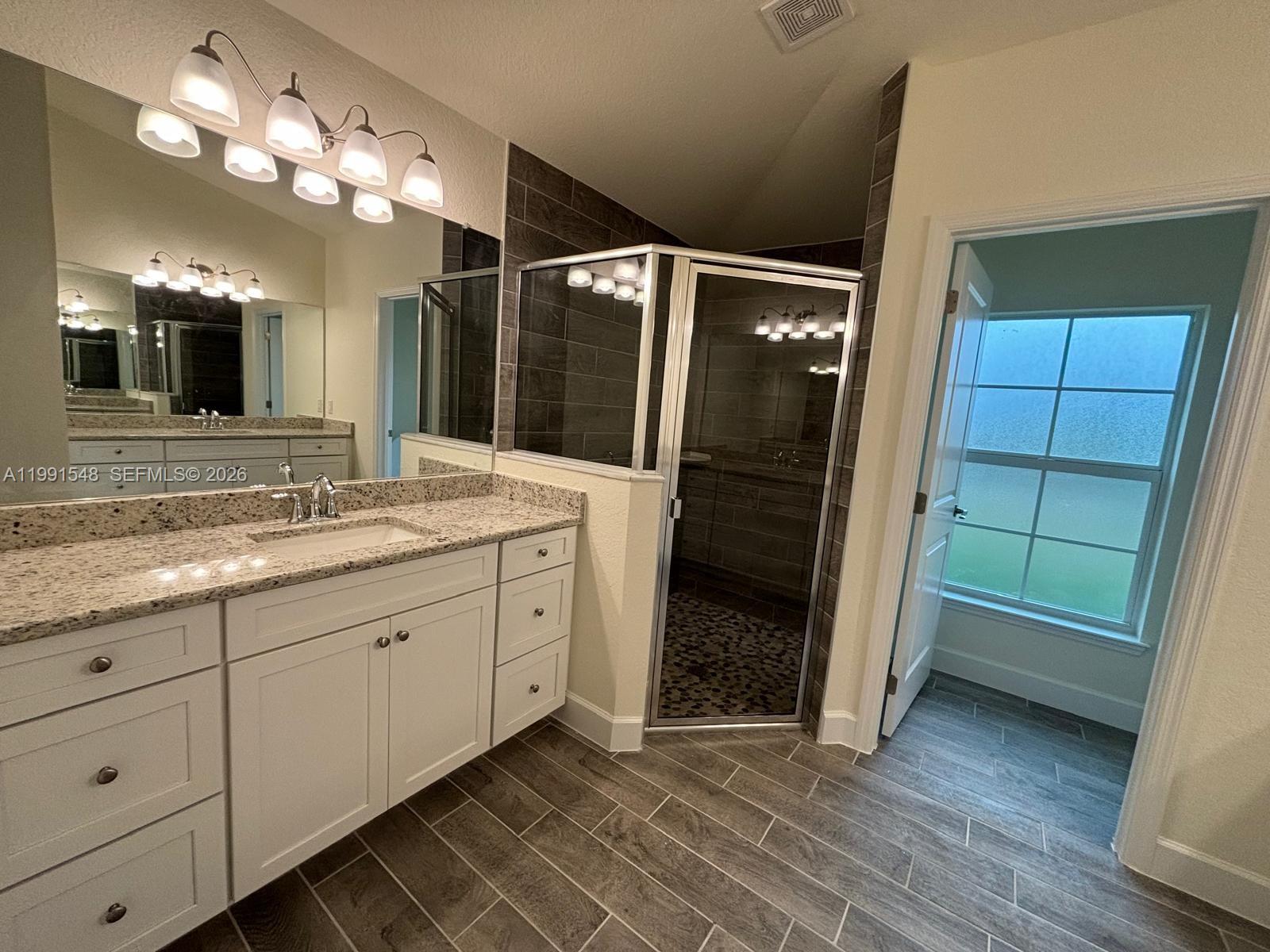 2711 20th Street Southwest Lehigh Acres, FL 33976 - Photo 6 of 11