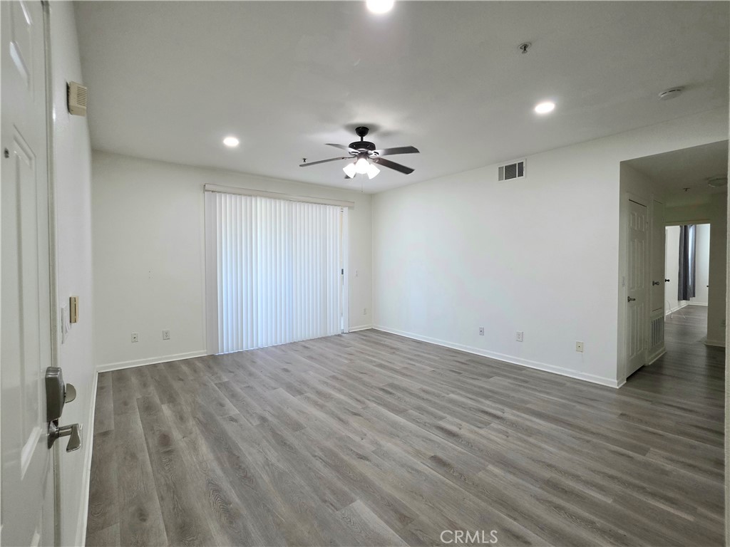 375 Central Avenue, Unit 117 Riverside, CA 92507 - Photo 4 of 18