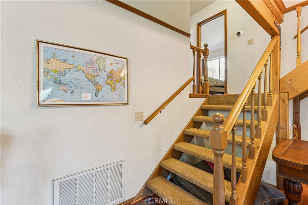 175 Massive Blue Jay, CA 92317 - Photo 25 of 40 a view of an entryway with workspace