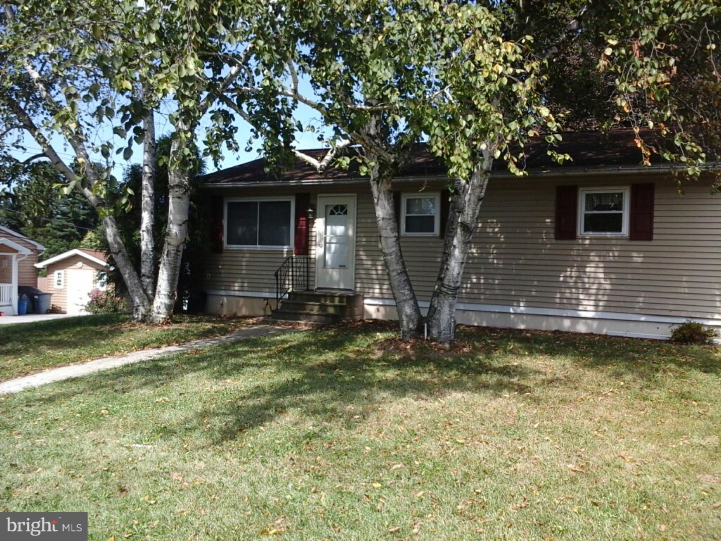 3607 Eisenbrown Road Reading, PA 19605 - Photo 3 of 10