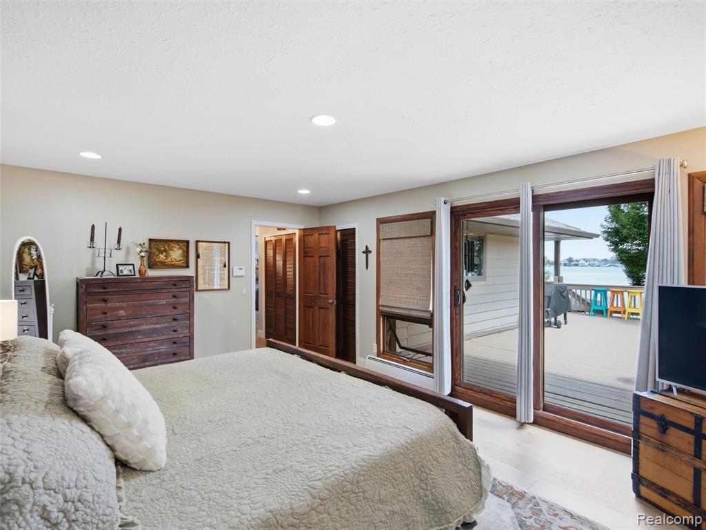 12067 Torrey Road Fenton, MI 48430 - Photo 20 of 34 Gallery Image 20