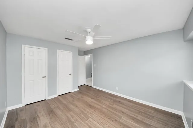 $264,000 | 6031 Dellfern Drive, Houston, TX 77035