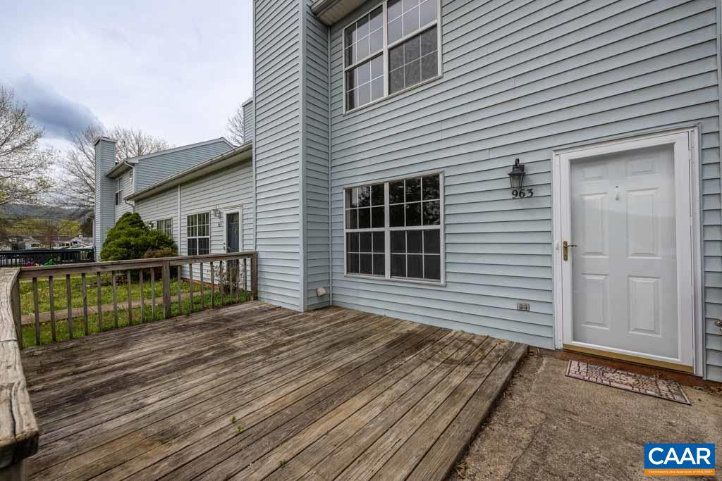 963 Rives Street Charlottesville, VA 22902 - Photo 3 of 25 Gallery Image 3