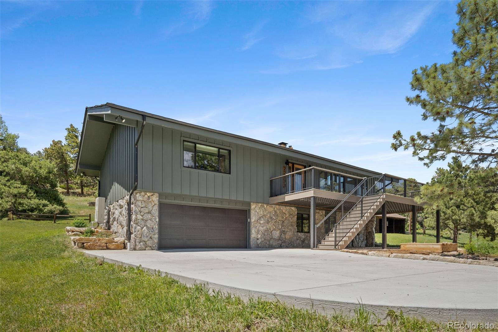 22133 Crestmoor Road Golden, CO 80401 - Photo 5 of 43 Gallery Image 5