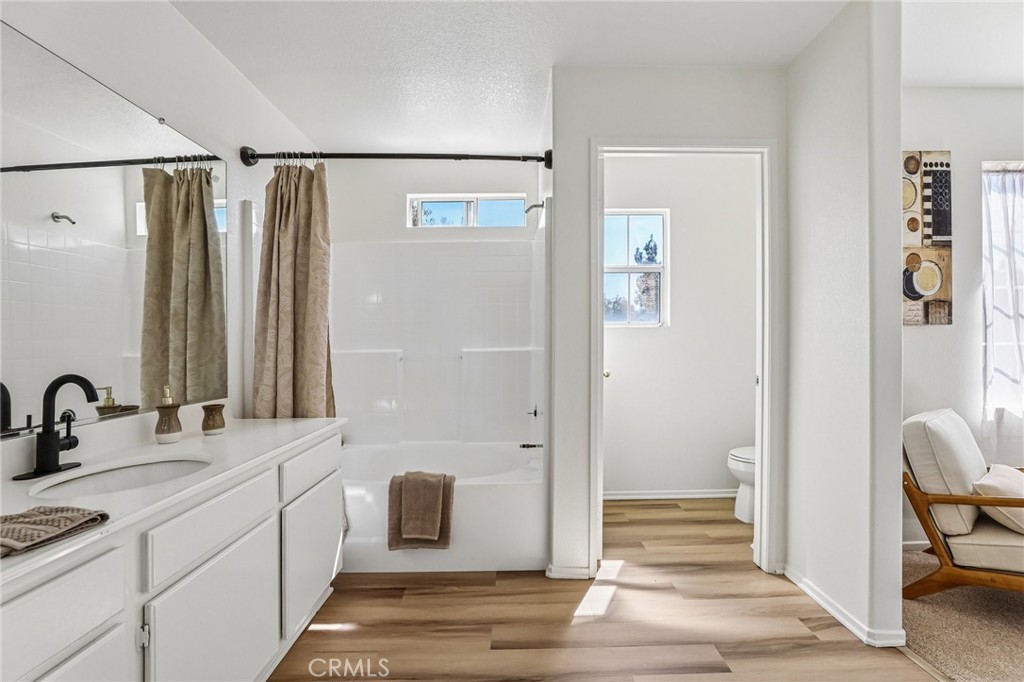 7210 Paseo Del Rio Commerce, CA 90040 - Photo 18 of 37 Gallery Image 18