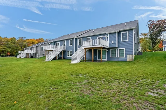 $735,000 | 25 Deer Run Crossing, Unit 45, Warwick, RI 02818
