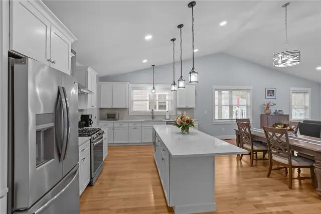 $735,000 | 25 Deer Run Crossing, Unit 45, Warwick, RI 02818