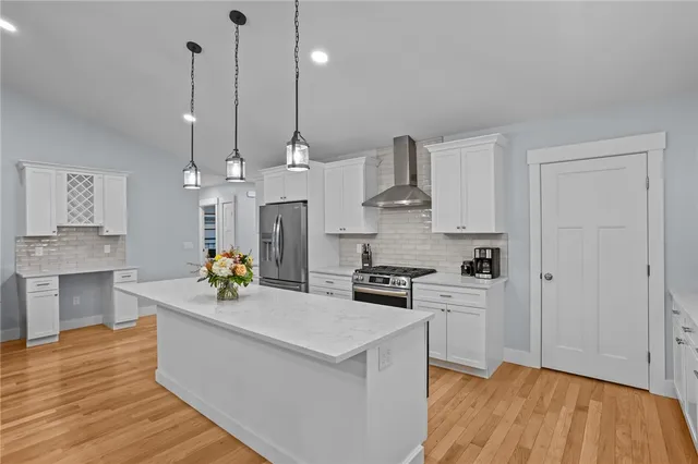 $735,000 | 25 Deer Run Crossing, Unit 45, Warwick, RI 02818