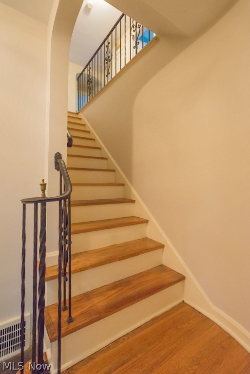 2750 Wicklow Road Cleveland, OH 44120 - Photo 16 of 35 Gallery Image 16