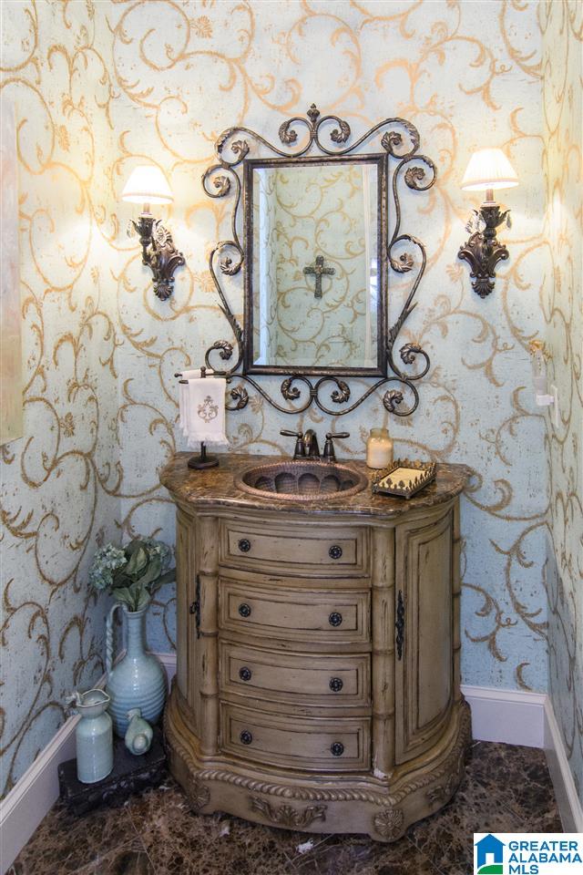 1724 Shades Crest Road Birmingham, AL 35216 - Photo 18 of 50