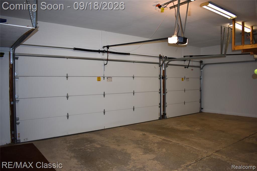 2899 Current Drive Rochester Hills, MI 48309 - Photo 46 of 57 Gallery Image 46
