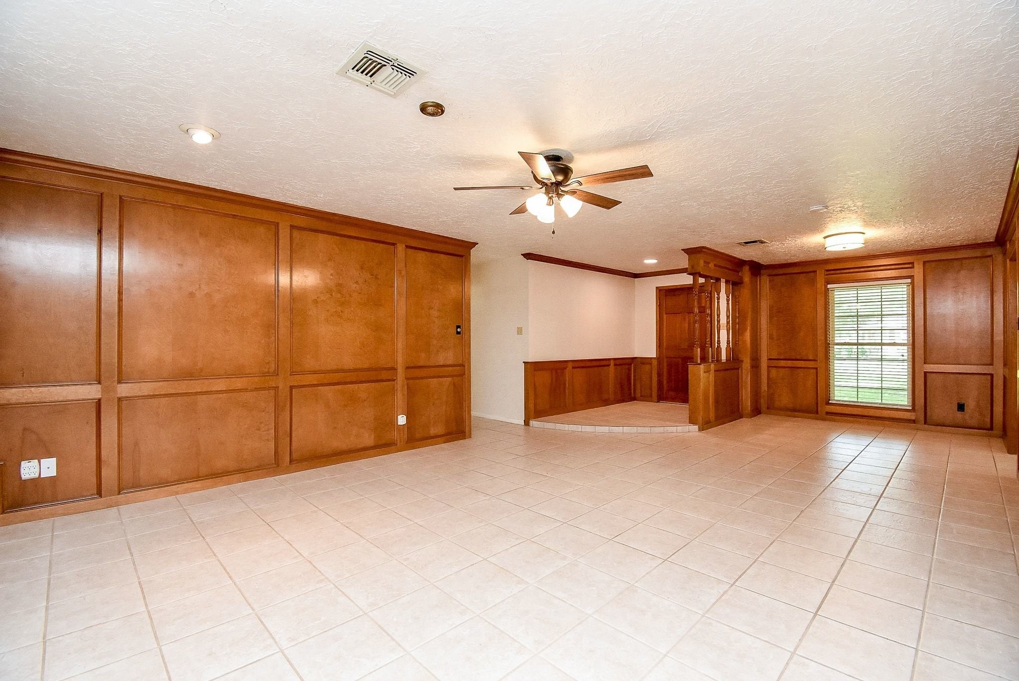 2719 Vail Road Rosenberg, TX 77471 - Photo 9 of 36 a view of an empty room with a window