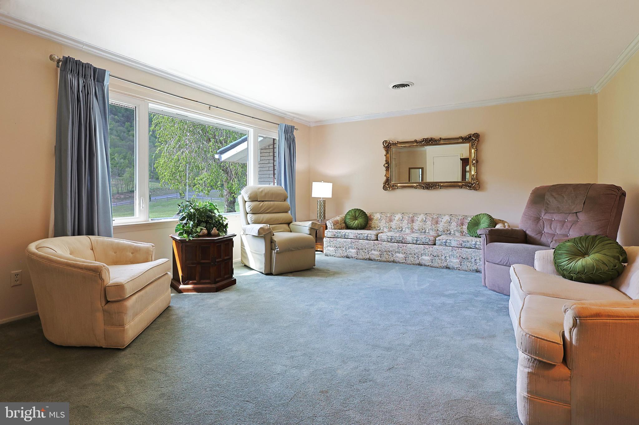 7977 Knobley Road Keyser, WV 26726 - Photo 14 of 44 Living Room