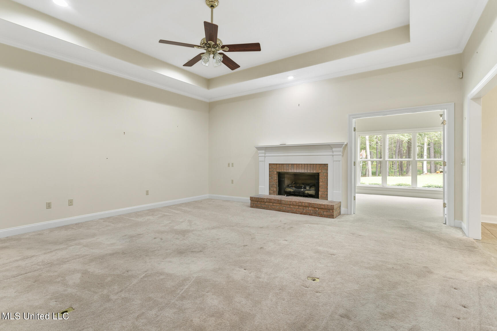 14640 Dry Grove Road Raymond, MS 39154 - Photo 26 of 52 Spacious Living Room w/ F/P