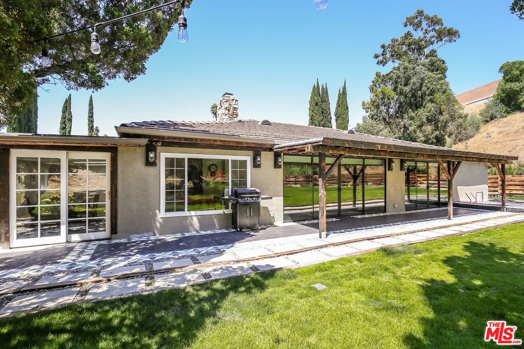 15500 Royal Ridge Road Sherman Oaks, CA 91403 - Photo 35 of 39