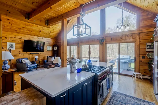 $599,999 | 2136 Baptist Hill Road, Palmer, MA 01069