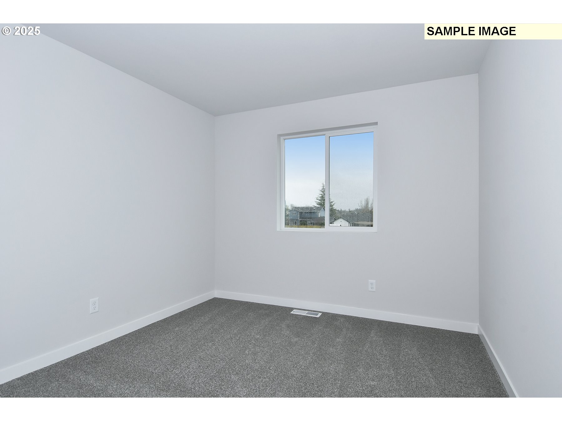 1122 Parkside Avenue Woodburn, OR 97071 - Photo 19 of 22 a view of an empty room