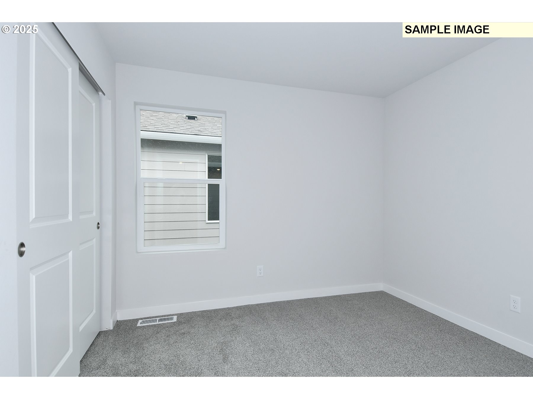 1122 Parkside Avenue Woodburn, OR 97071 - Photo 20 of 22 a view of an empty room