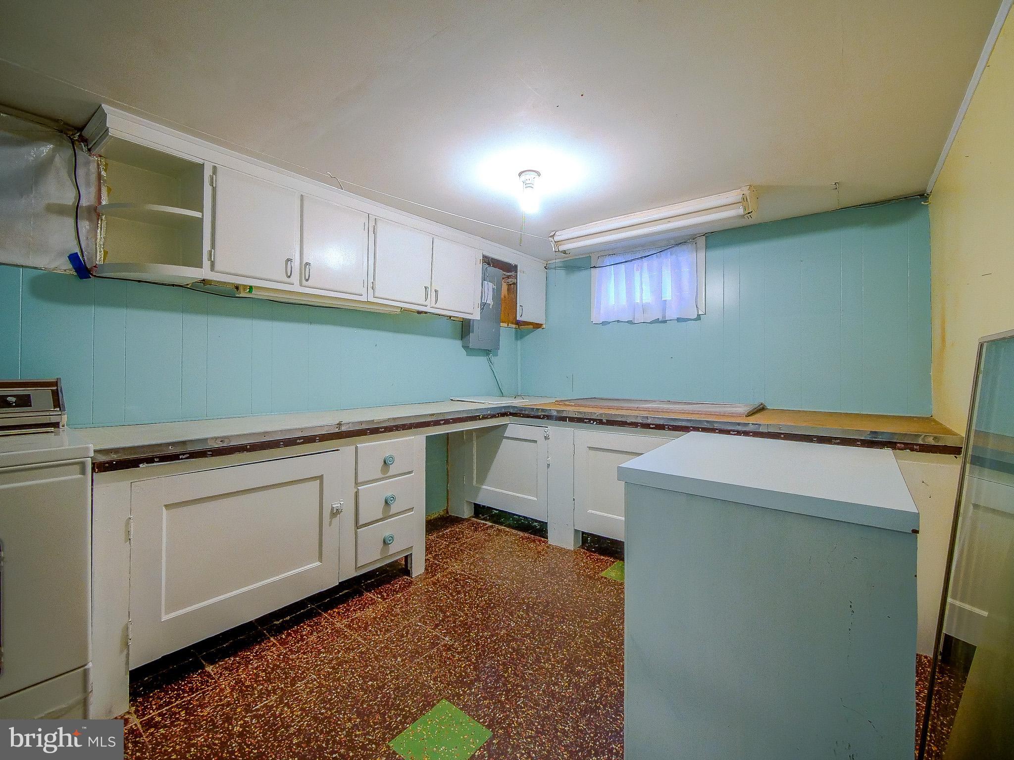 713 Tasker Street Ridley Park, PA 19078 - Photo 46 of 61 Gallery Image 46