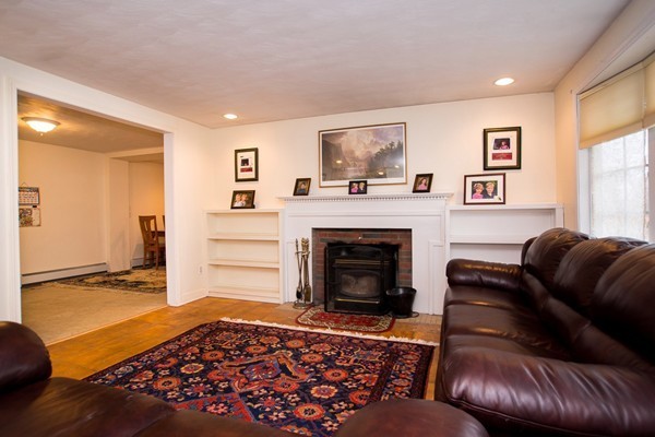 5 Sheffield Road Natick, MA 01760 - Photo 2 of 17