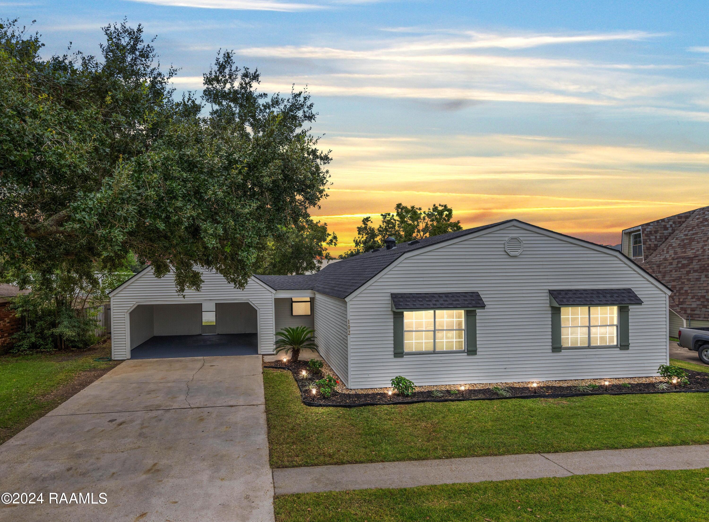 102 Sedric Drive Duson, LA 70529 - Photo 27 of 27 Solar Lights