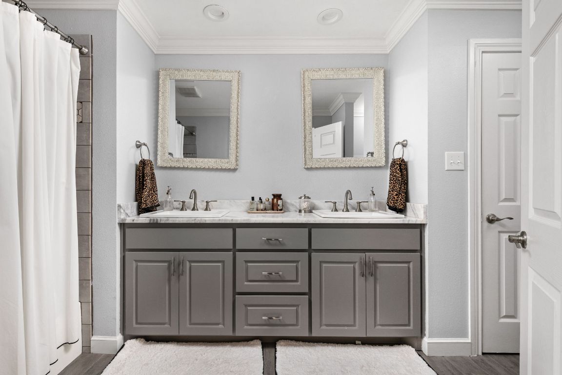 706 West Avenue, Unit C Austin, TX 78701 - Photo 11 of 39