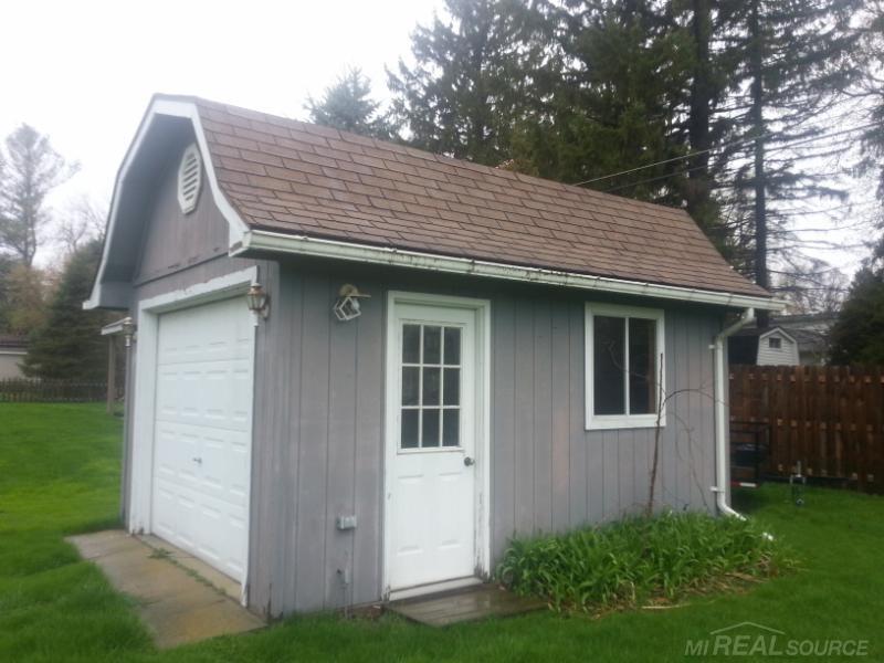7191 Lester Street Lexington, MI 48450 - Photo 15 of 19 31317826-14.JPG