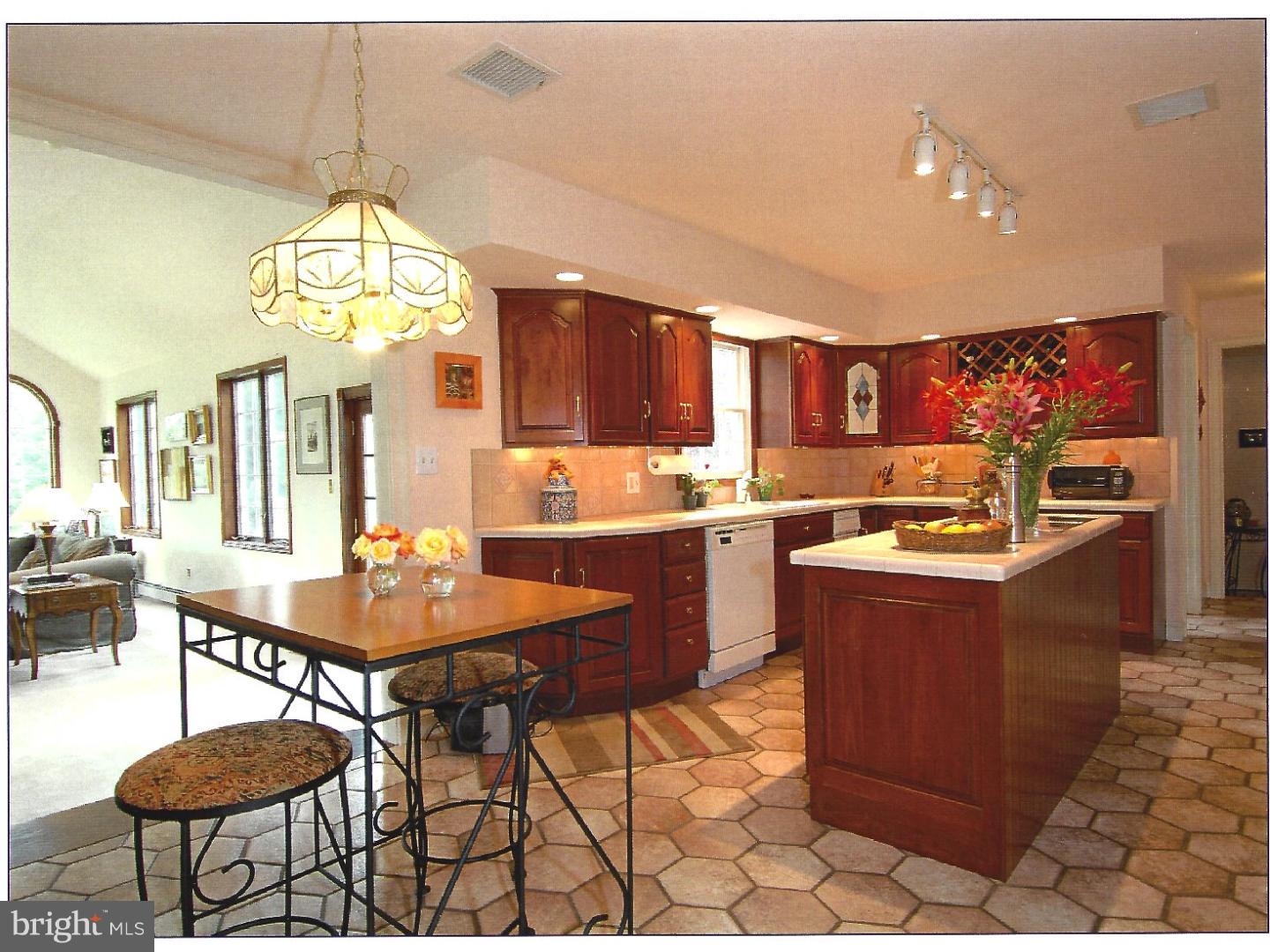 460 Hilltop Road Riegelsville, PA 18077 - Photo 7 of 15 Kitchen