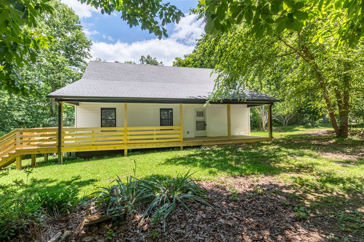 127 Shade Tree Court Pegram, TN 37143 - Photo 3 of 29