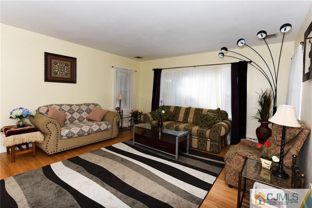 388 Morristown Road Old Bridge, NJ 07747 - Photo 4 of 18 Gallery Image 4