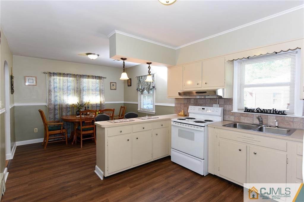 388 Morristown Road Old Bridge, NJ 07747 - Photo 7 of 18 Gallery Image 7
