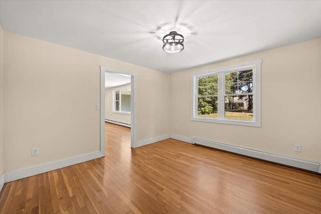33 Runestone Road Yarmouth, MA 02664 - Photo 12 of 41