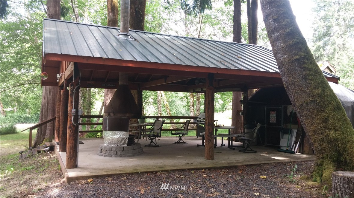 210 West Satko Glenn Road Elma, WA 98541 - Photo 4 of 22 Gallery Image 4