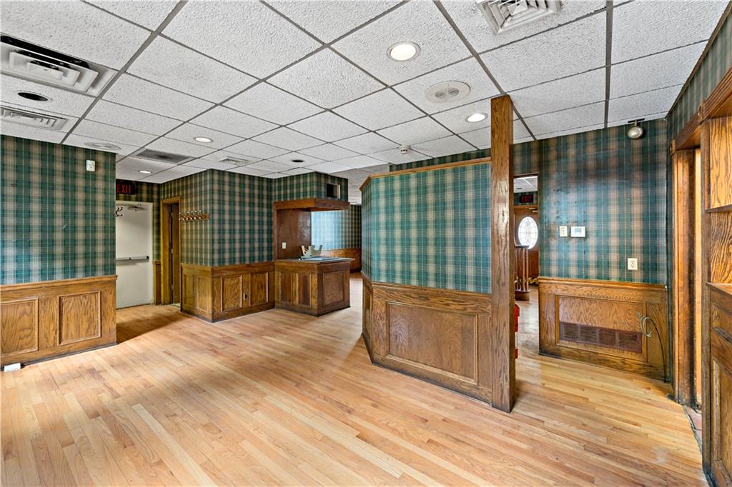 928 McLaughlin Run Road Bridgeville, PA 15017 - Photo 13 of 47