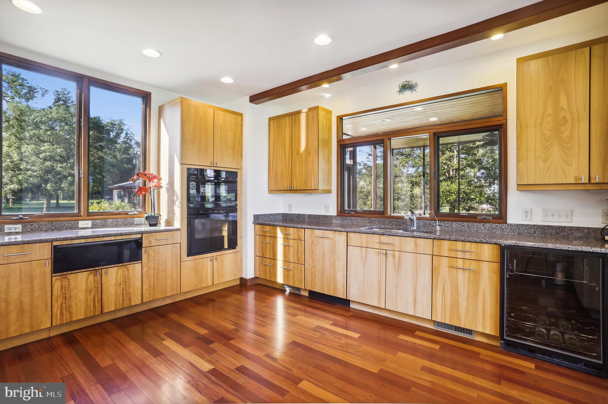4168 Cadle Creek Road Edgewater, MD 21037 - Photo 18 of 80 Dual sinks, Miele dishwasher, GE Profile oven.