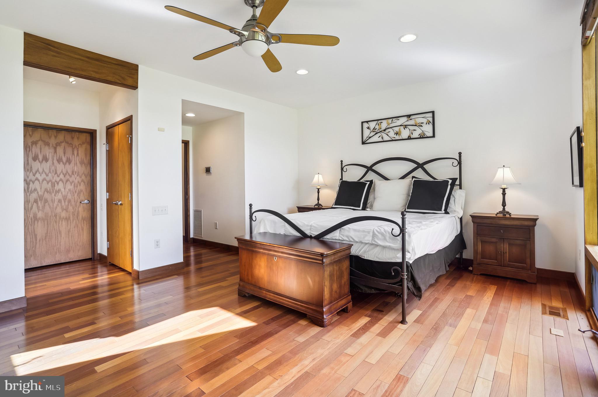4168 Cadle Creek Road Edgewater, MD 21037 - Photo 23 of 80 Primary bedroom on main level.
