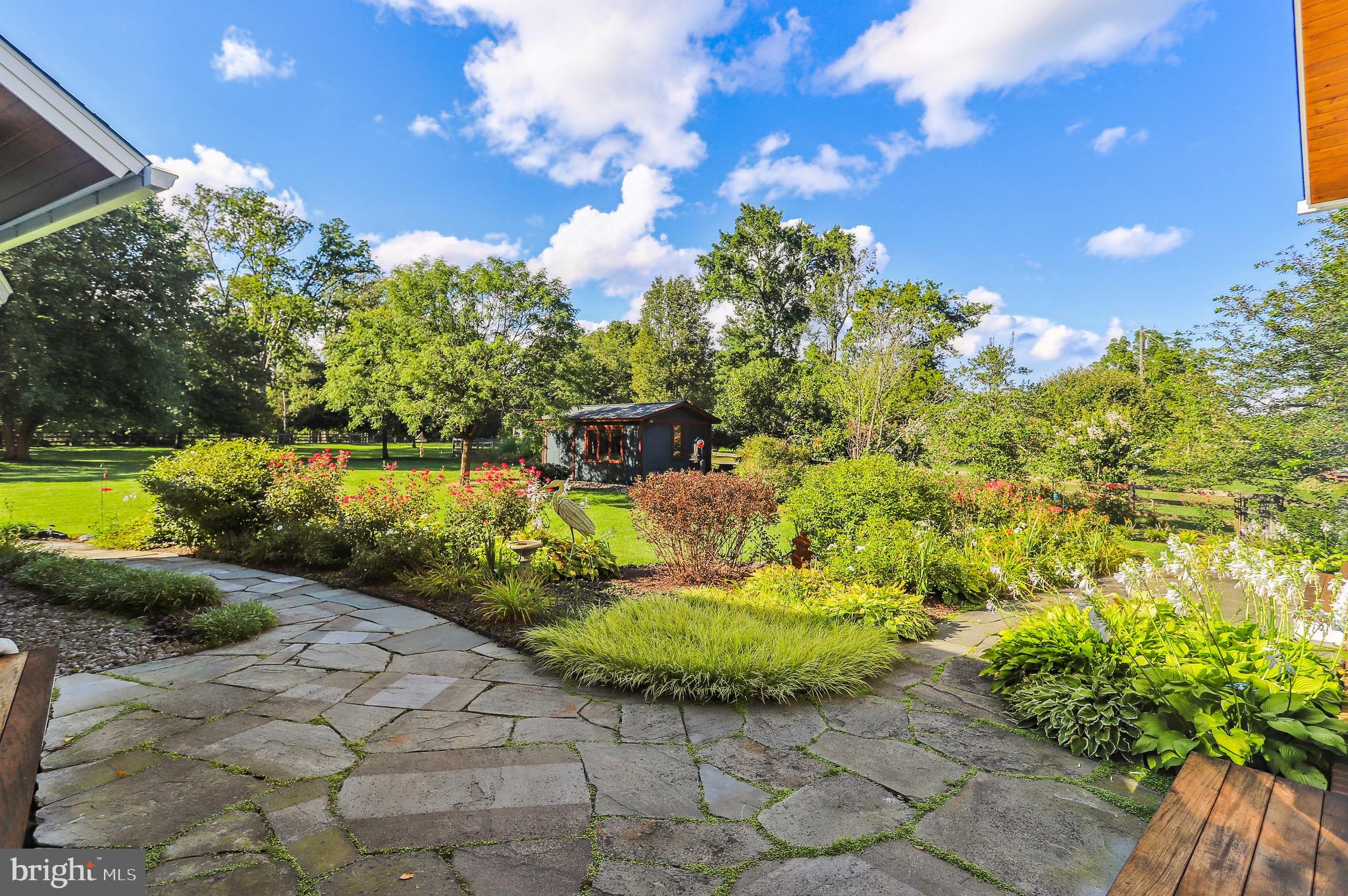 4168 Cadle Creek Road Edgewater, MD 21037 - Photo 70 of 80 View of gardens out front entry.