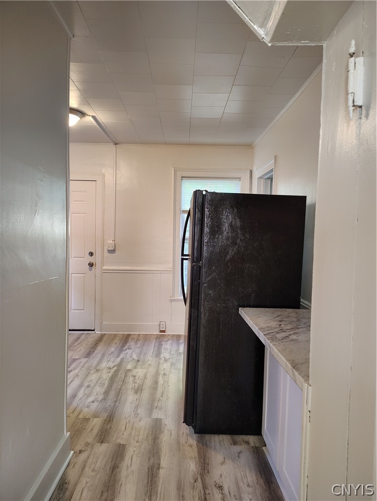 142 West Warrington Road Syracuse, NY 13205 - Photo 16 of 21 Hallway from laundry room to kitchen