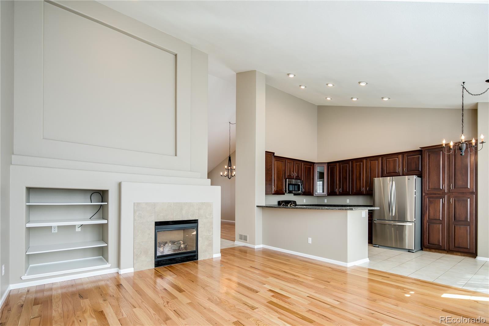 9591 South Hackberry Street Highlands Ranch, CO 80129 - Photo 11 of 32 Gallery Image 11