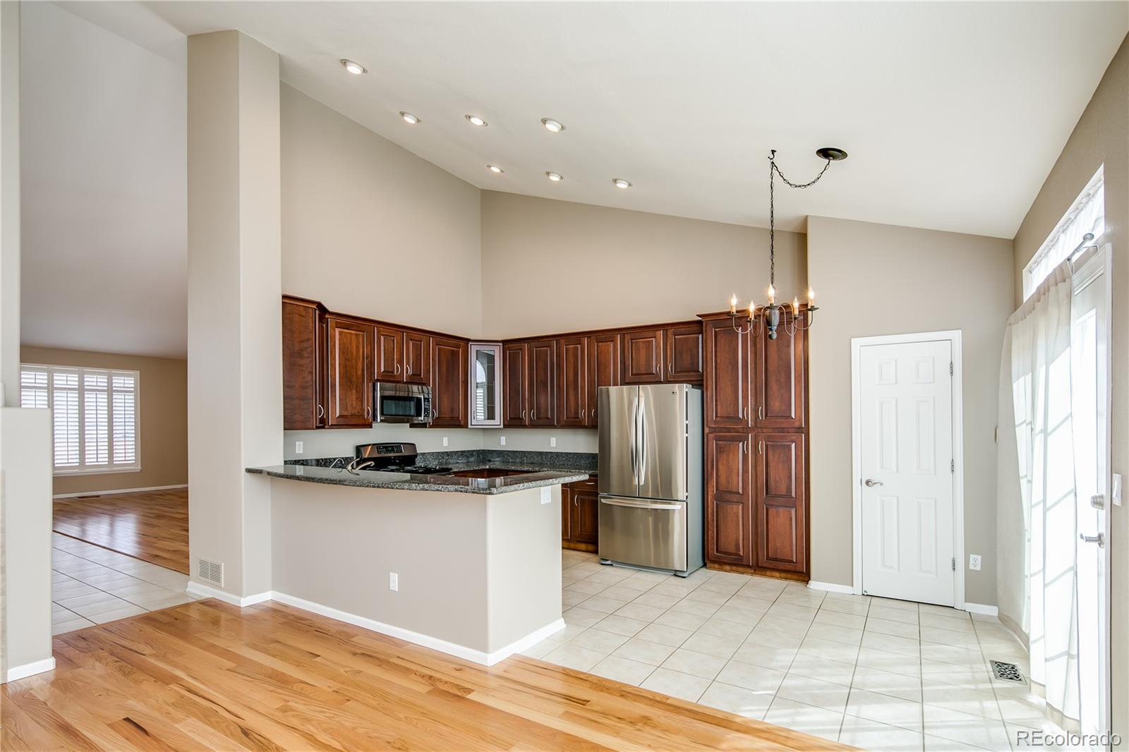 9591 South Hackberry Street Highlands Ranch, CO 80129 - Photo 13 of 32 Gallery Image 13