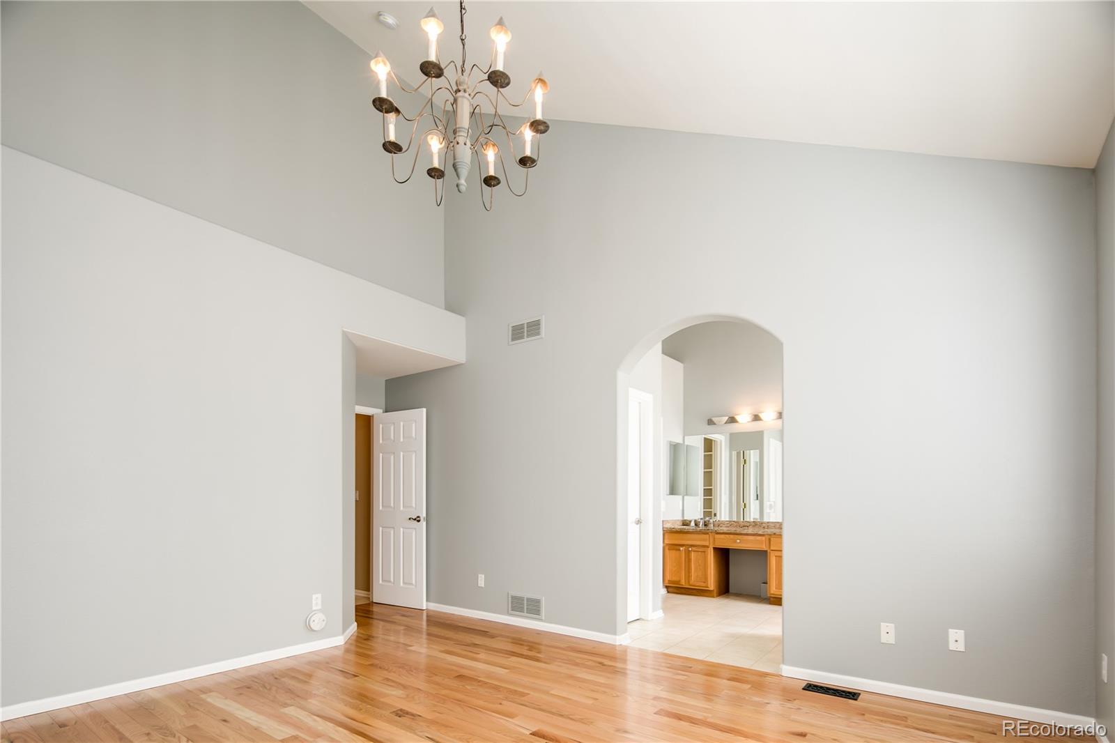 9591 South Hackberry Street Highlands Ranch, CO 80129 - Photo 21 of 32 Gallery Image 21