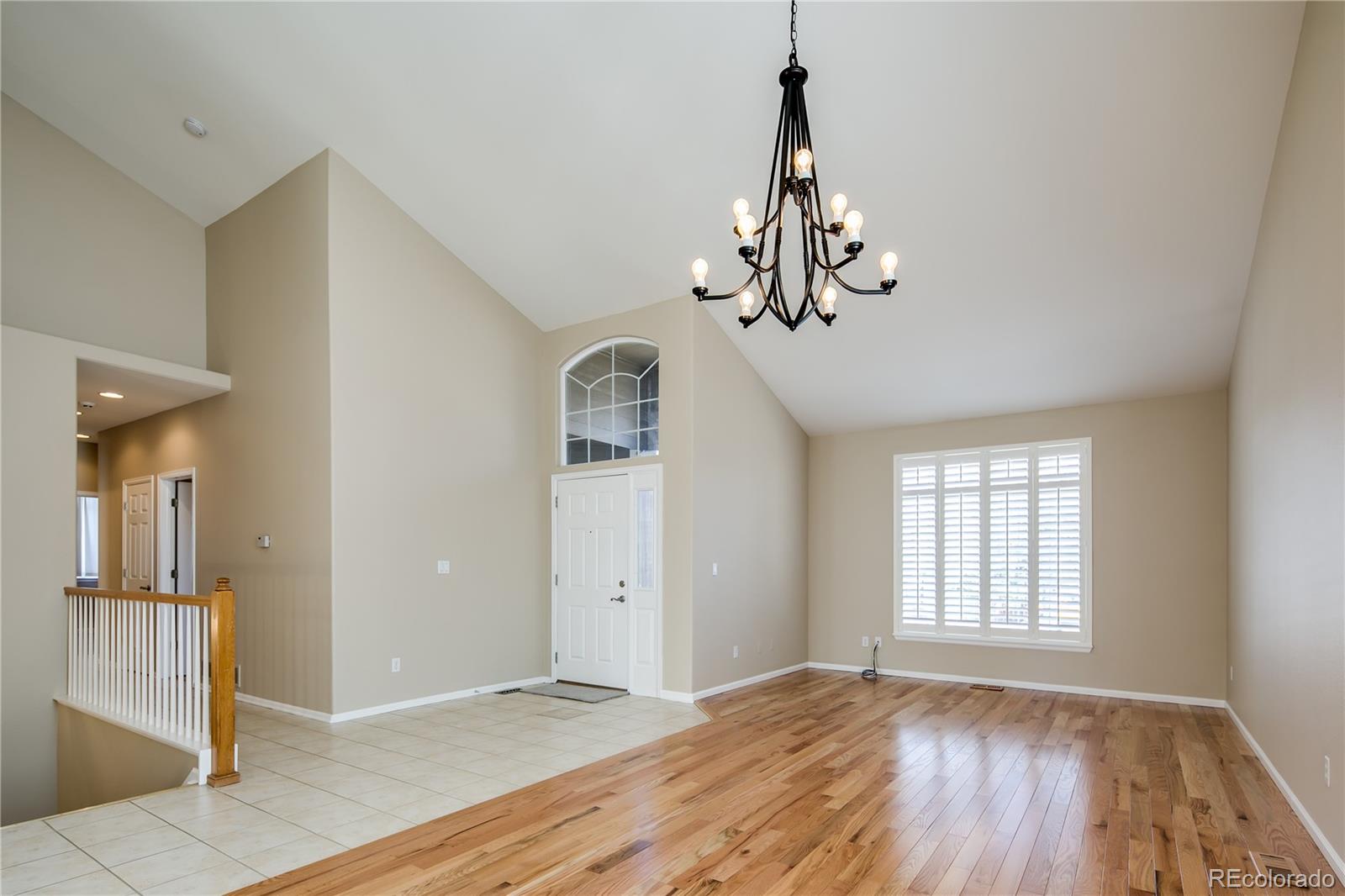 9591 South Hackberry Street Highlands Ranch, CO 80129 - Photo 4 of 32 Gallery Image 4
