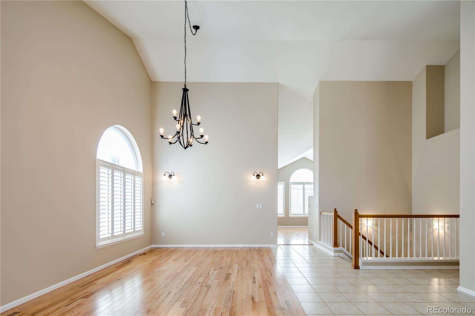 9591 South Hackberry Street Highlands Ranch, CO 80129 - Photo 6 of 32 Gallery Image 6