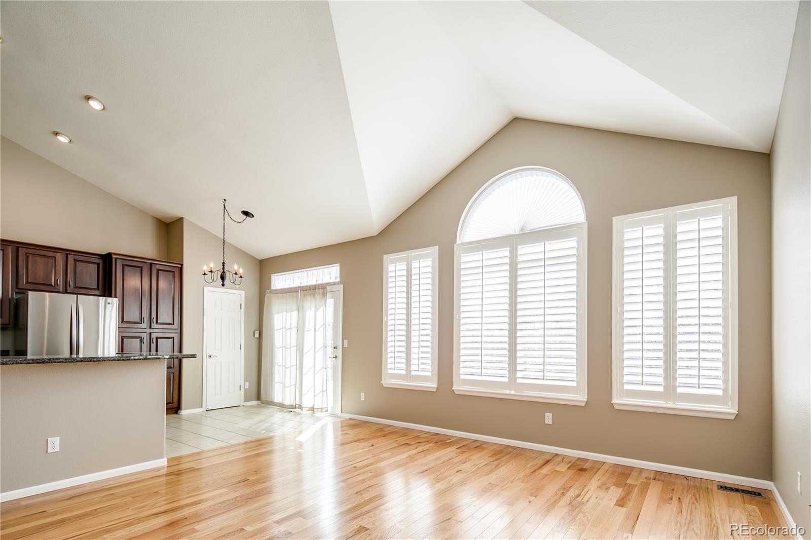 9591 South Hackberry Street Highlands Ranch, CO 80129 - Photo 10 of 32 Gallery Image 10