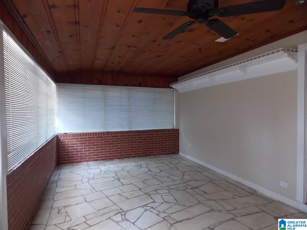 517 2nd Street South Oneonta, AL 35121 - Photo 4 of 30