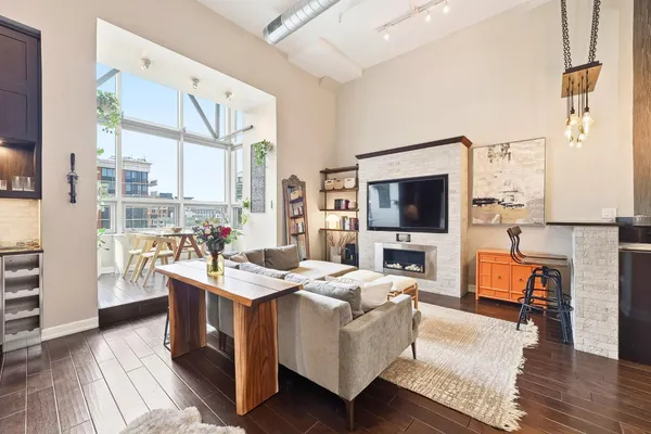 $529,000 | 689 Marin Boulevard, Unit 805, Jersey City, NJ 07310