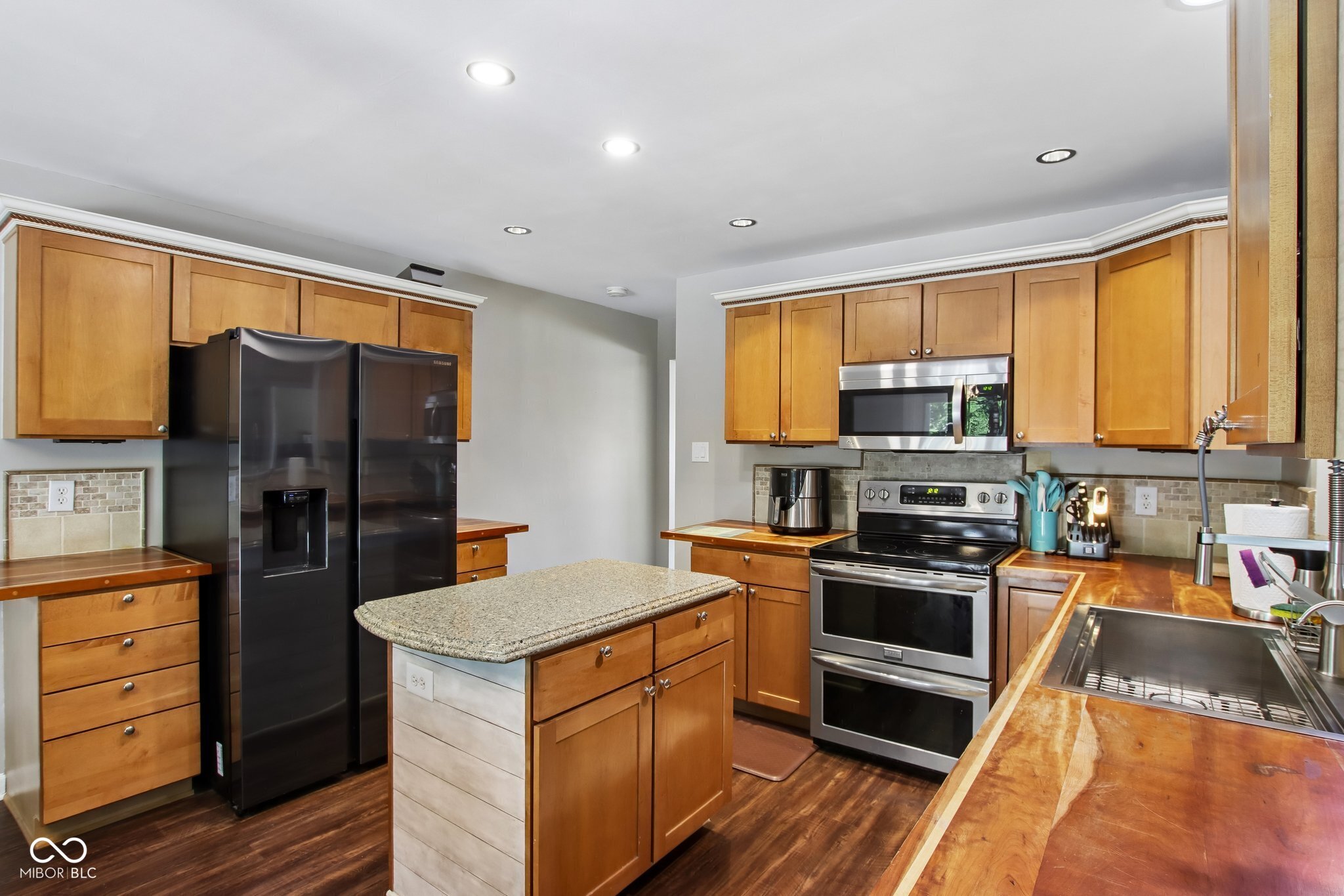 14308 Samoa Street Fishers, IN 46038 - Photo 14 of 50