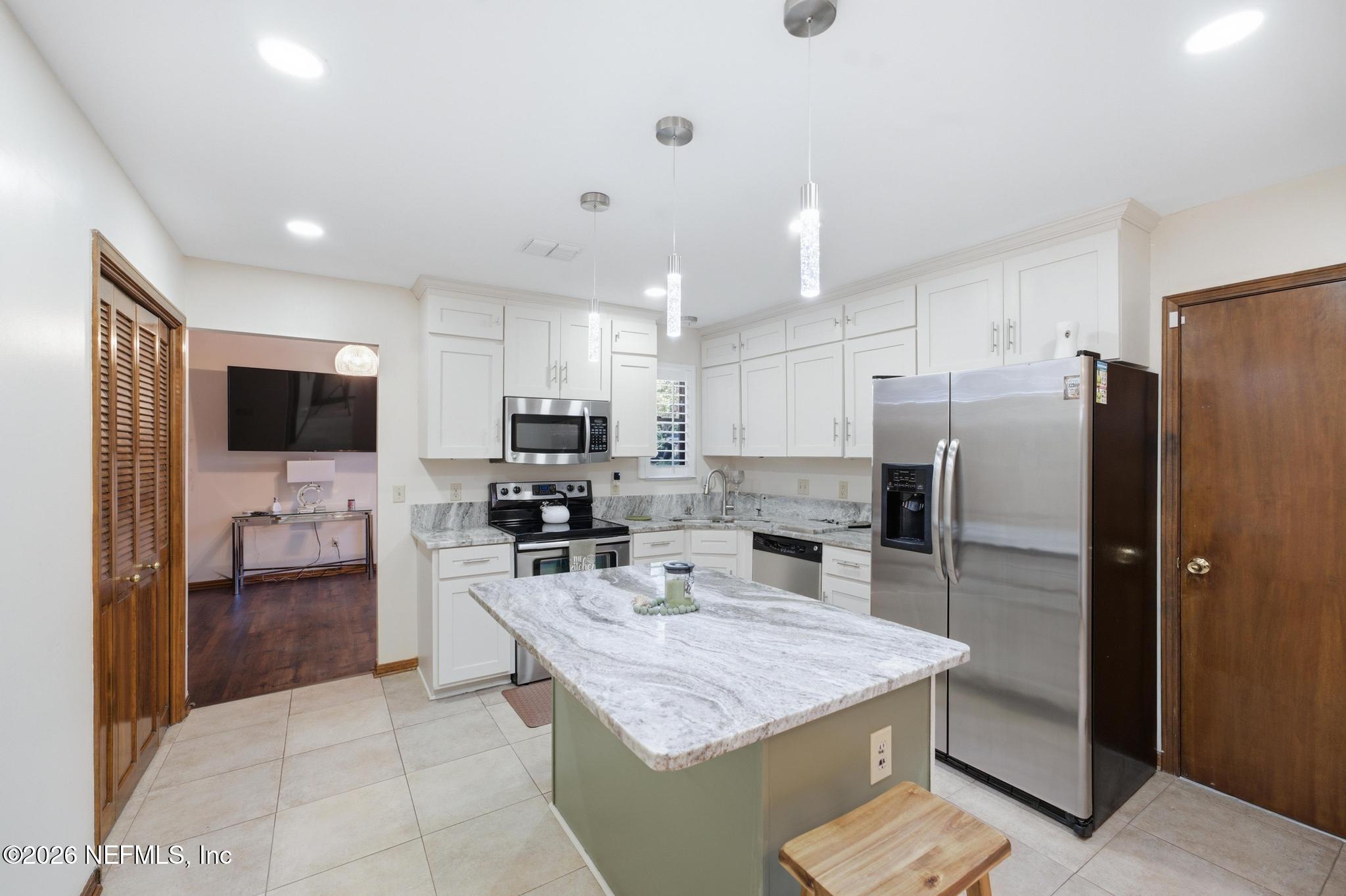 5404 Spring Brook Road Jacksonville, FL 32277 - Photo 5 of 25 PBD02948